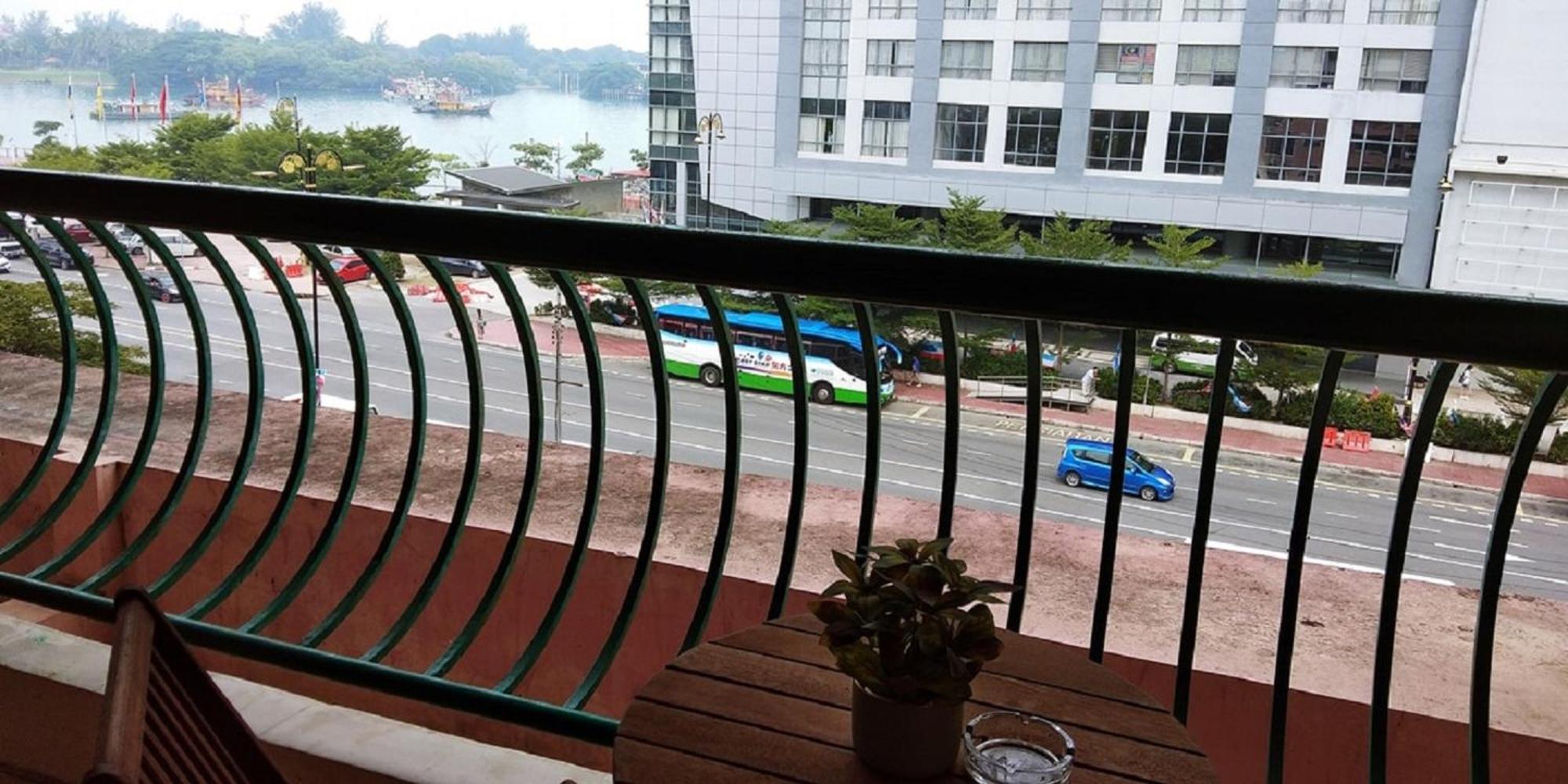 Jj Homes Marina Court Kota Kinabalu Dış mekan fotoğraf